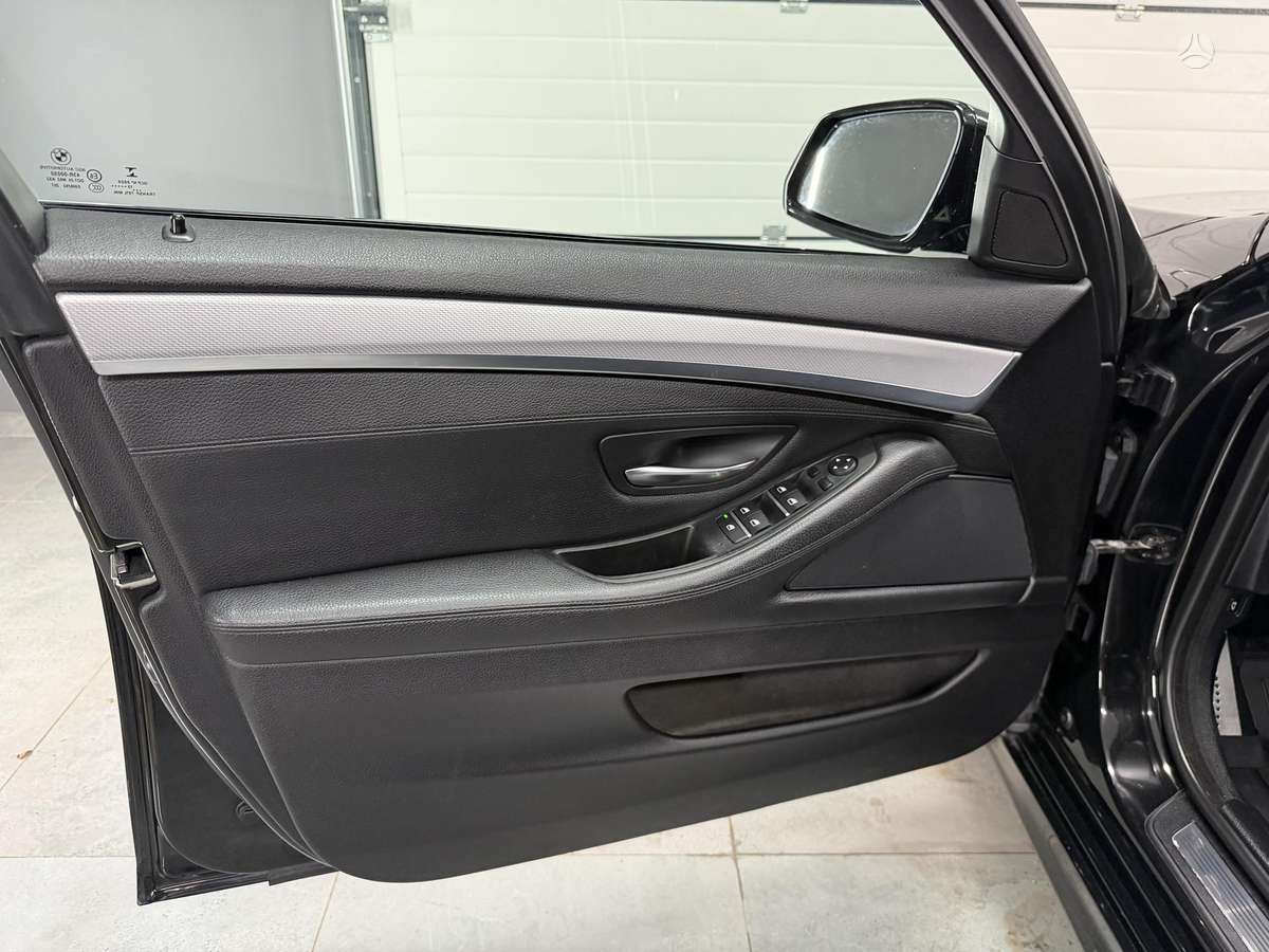 BMW 520, 2.0 l., Универсал