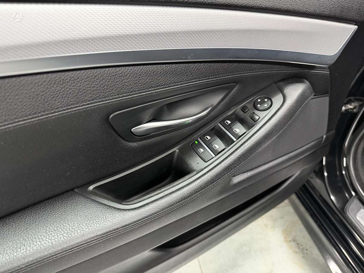BMW 520, 2.0 l., Универсал