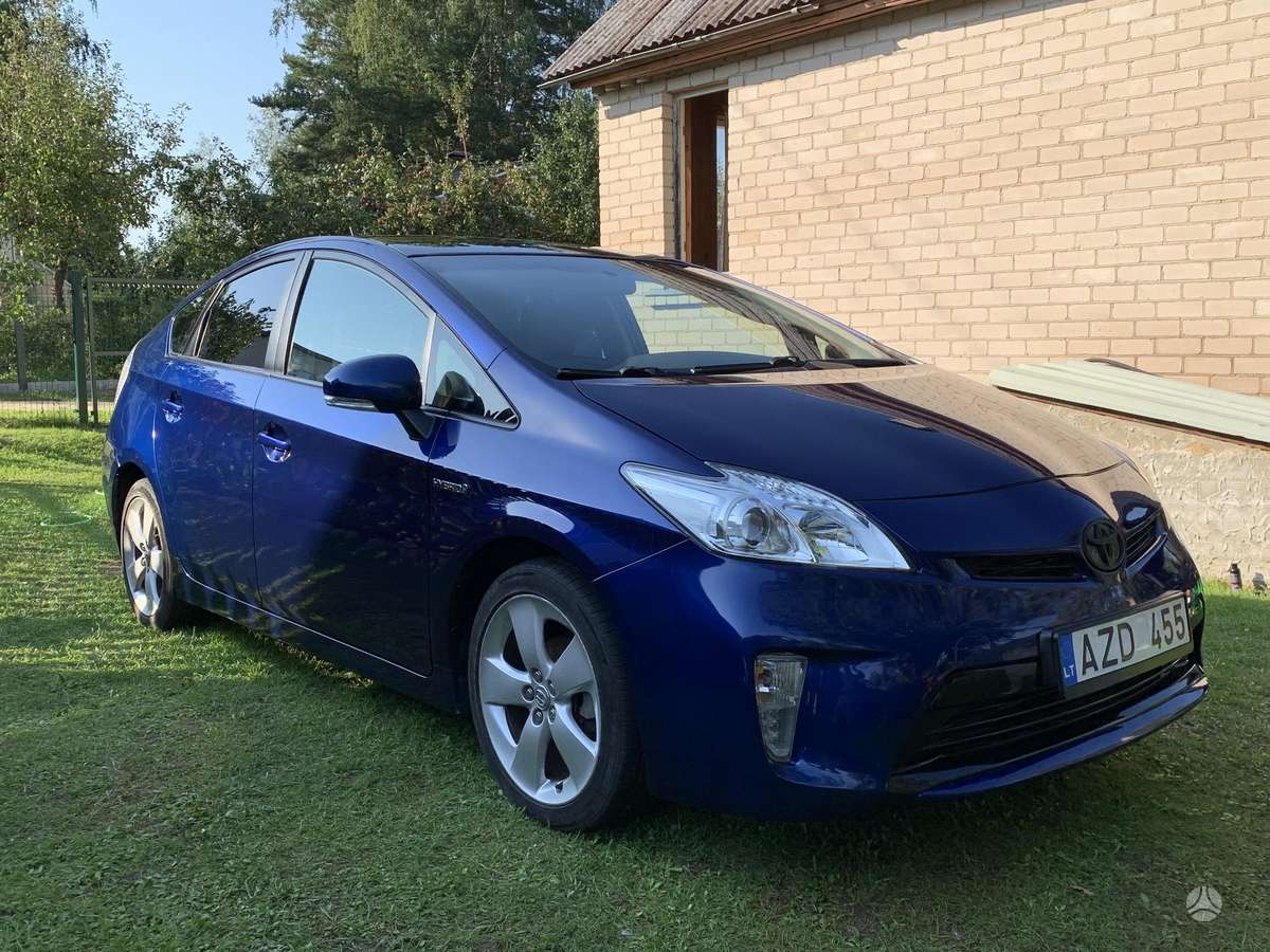 Toyota Prius - 5