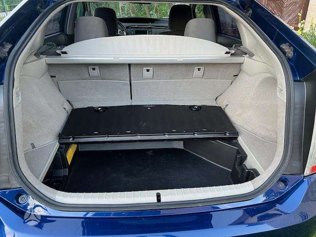 Toyota Prius - 9