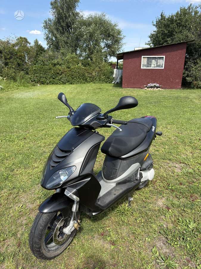 Piaggio NRG 49cc, мотороллеры / мопеды