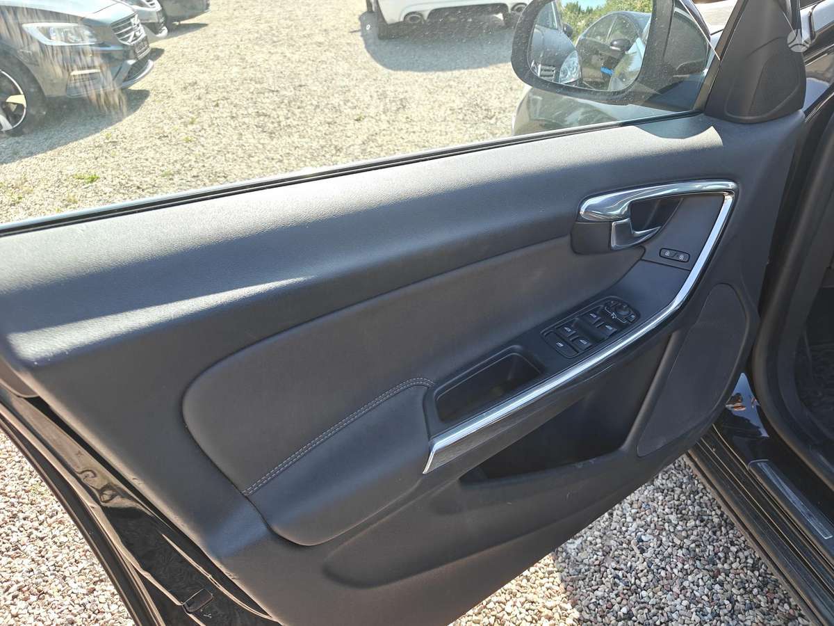 Volvo V60, 1.6 l., wagon