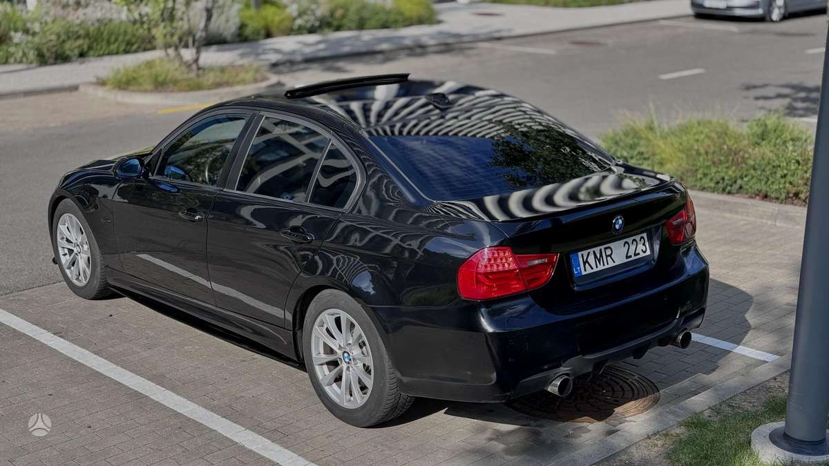 BMW 325, 3.0 l., sedanas