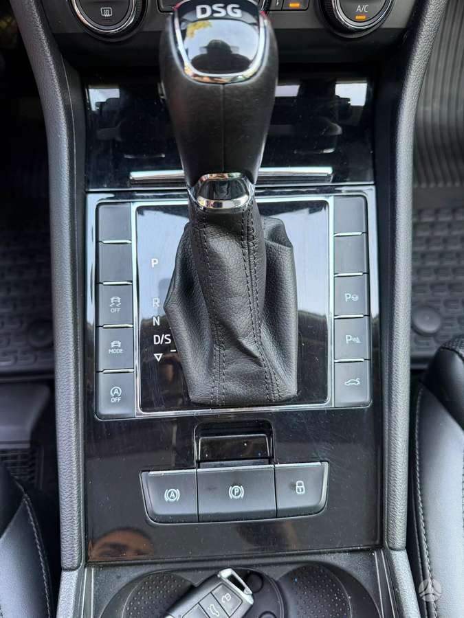 Skoda Superb, 2.0 l., Универсал