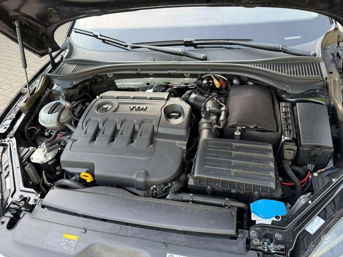 Skoda Superb, 2.0 l., Универсал