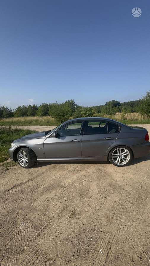 BMW 316, 2.0 l., Седан