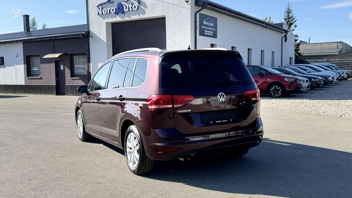 Volkswagen Touran - 8