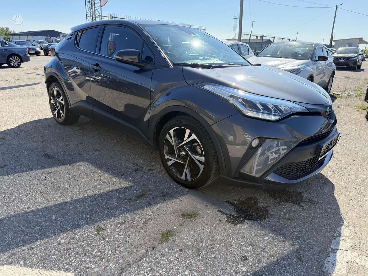 Toyota C-HR - 4