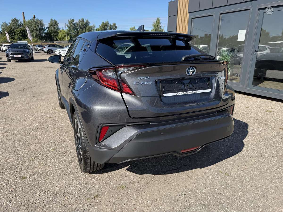 Toyota C-HR - 7