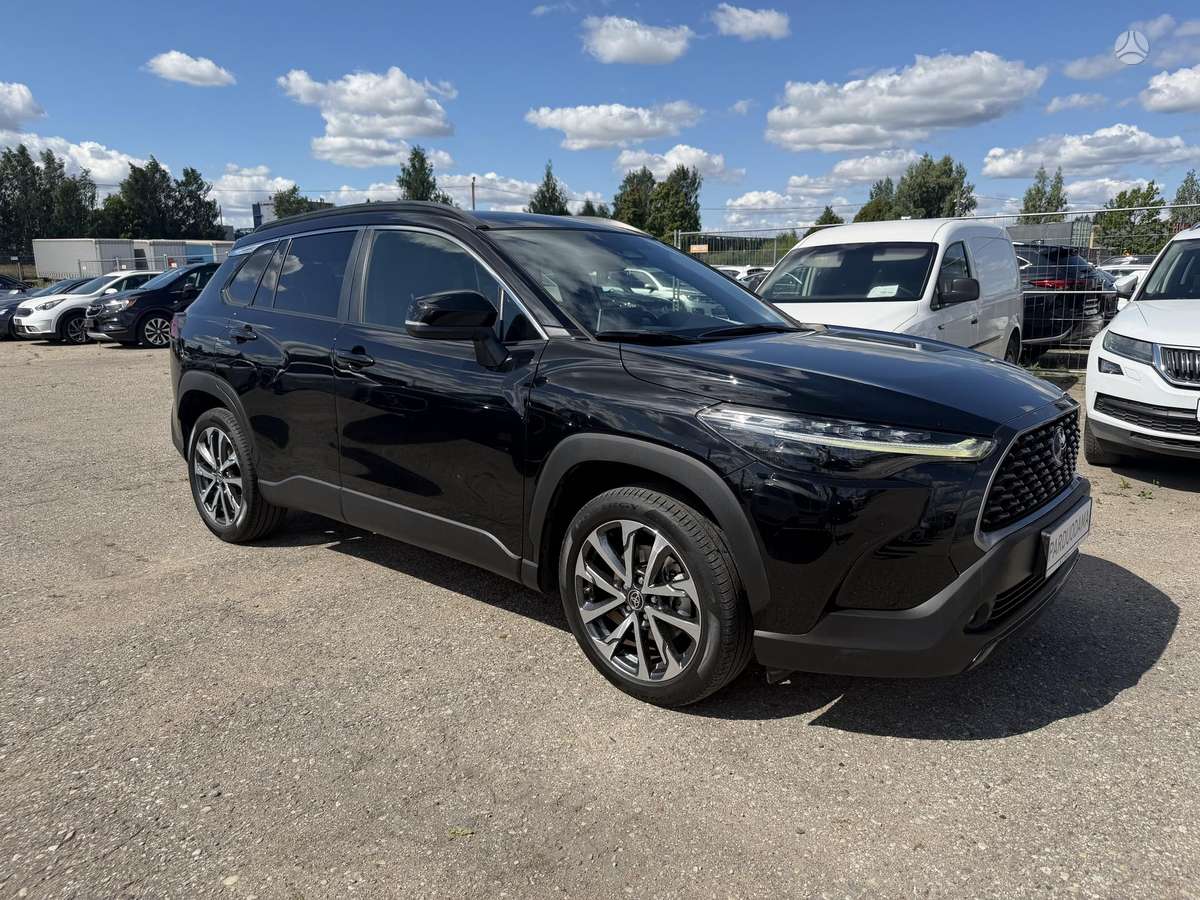 Toyota Corolla Cross - 3