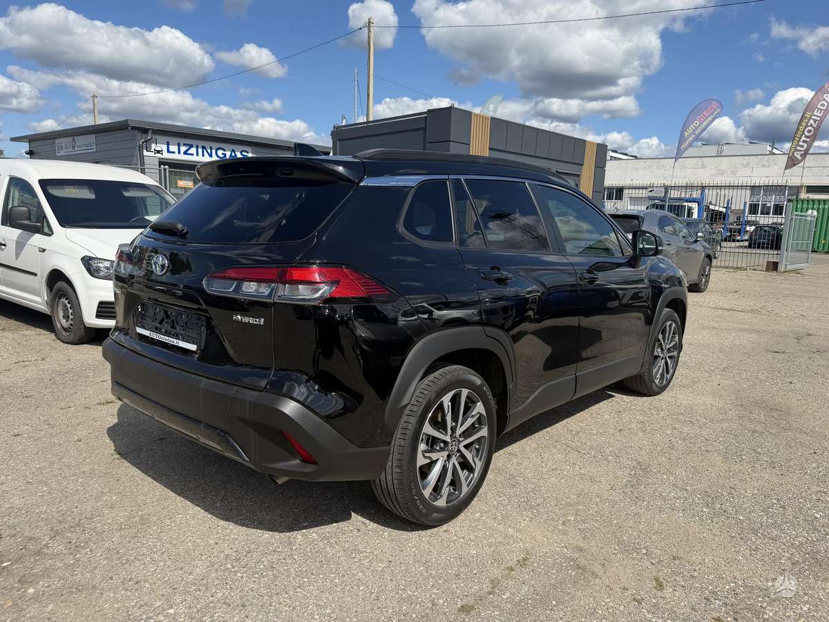 Toyota Corolla Cross - 4