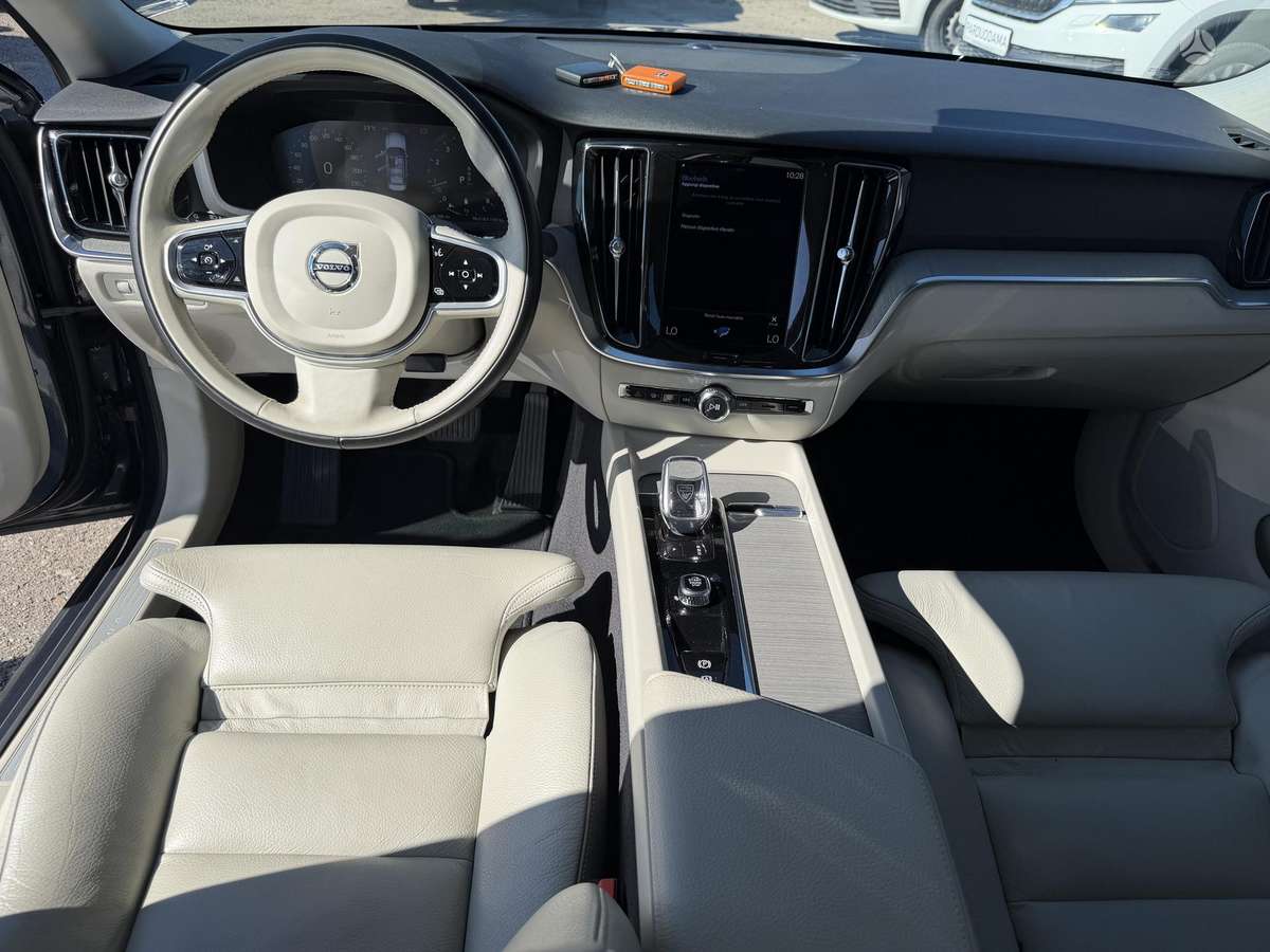 Volvo S60 - 8