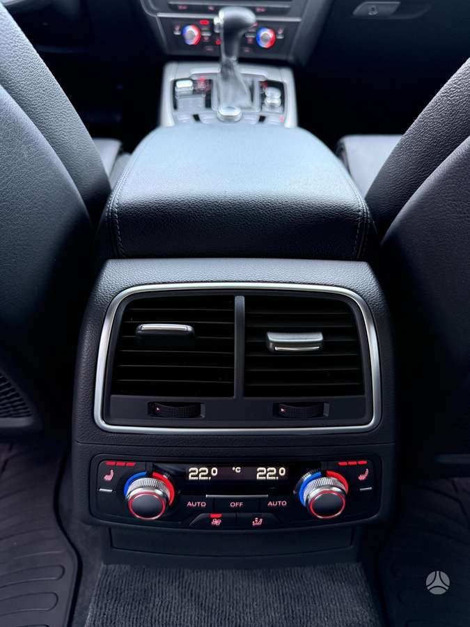 Audi A6, 3.0 l., universalas