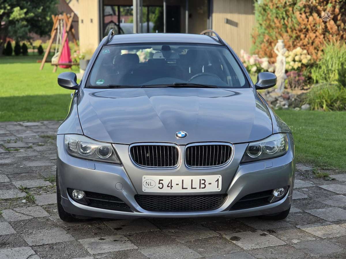BMW 318, 2.0 l., wagon