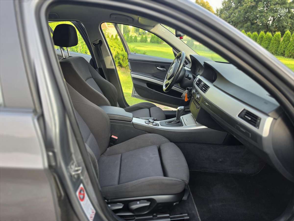 BMW 318, 2.0 l., wagon