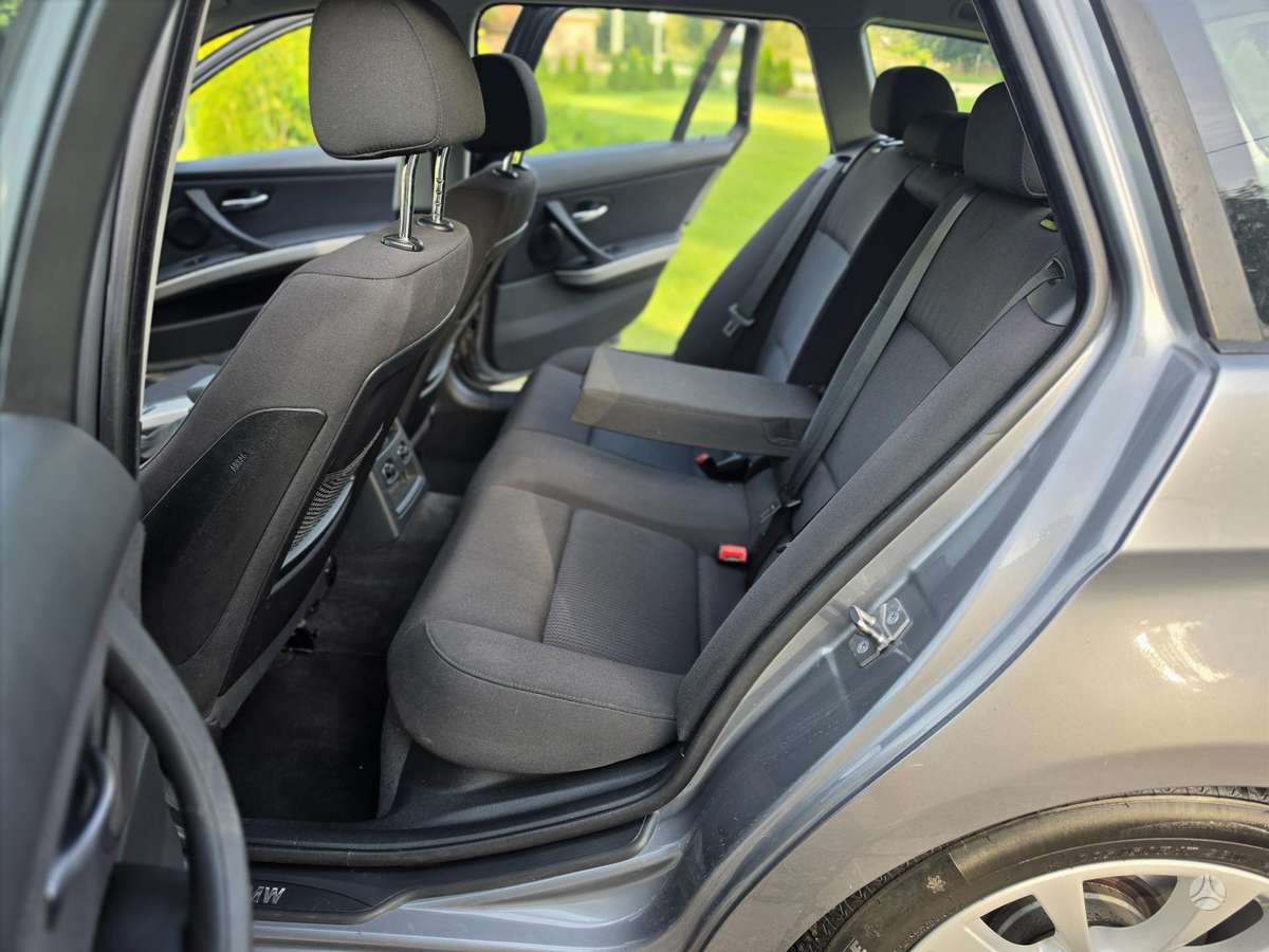 BMW 318, 2.0 l., wagon