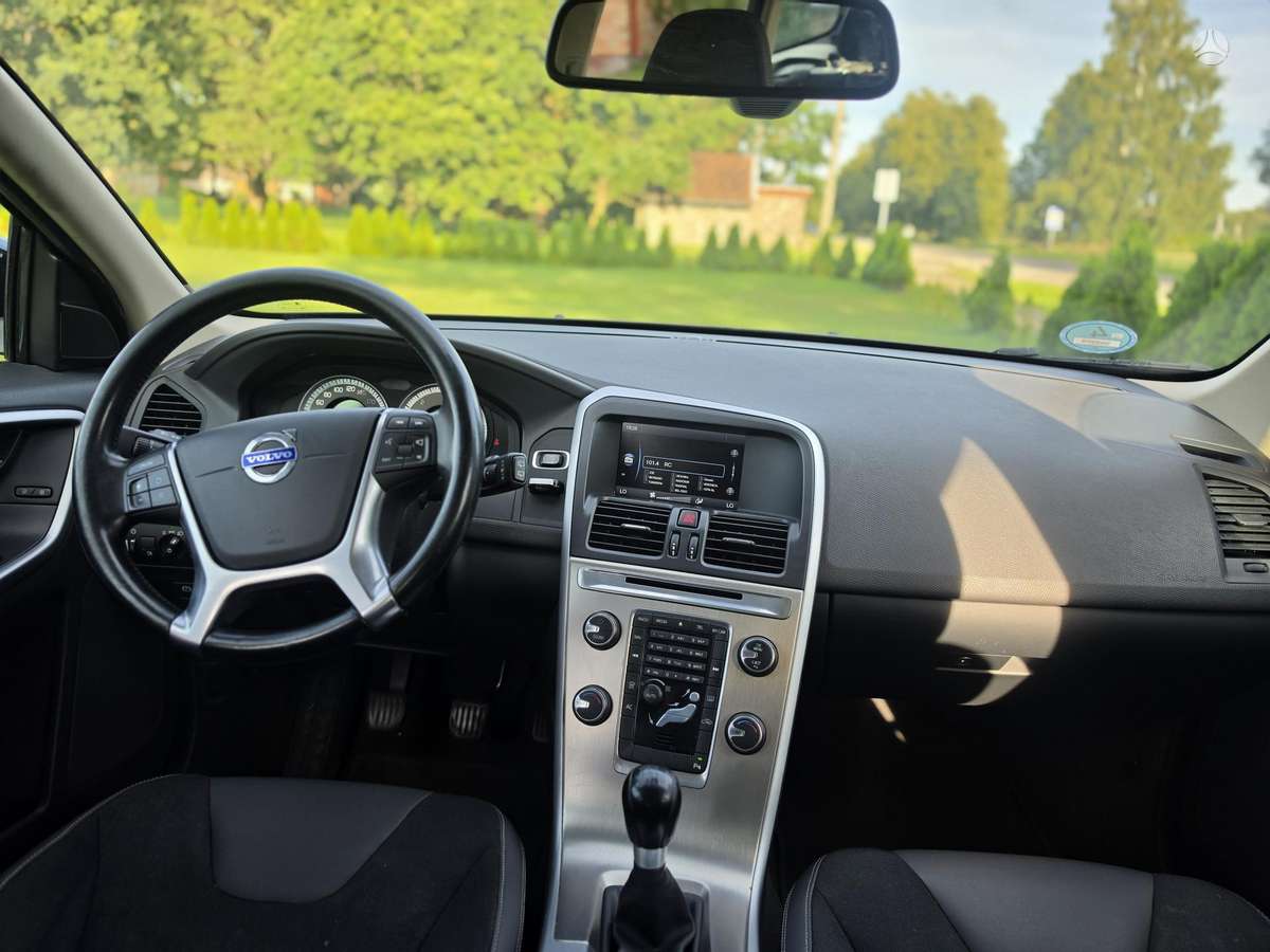 Volvo XC60 - 10