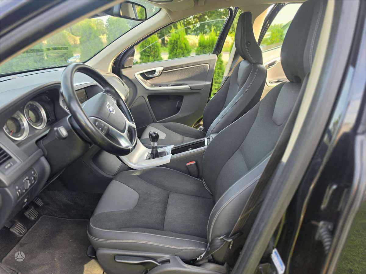 Volvo XC60 - 11
