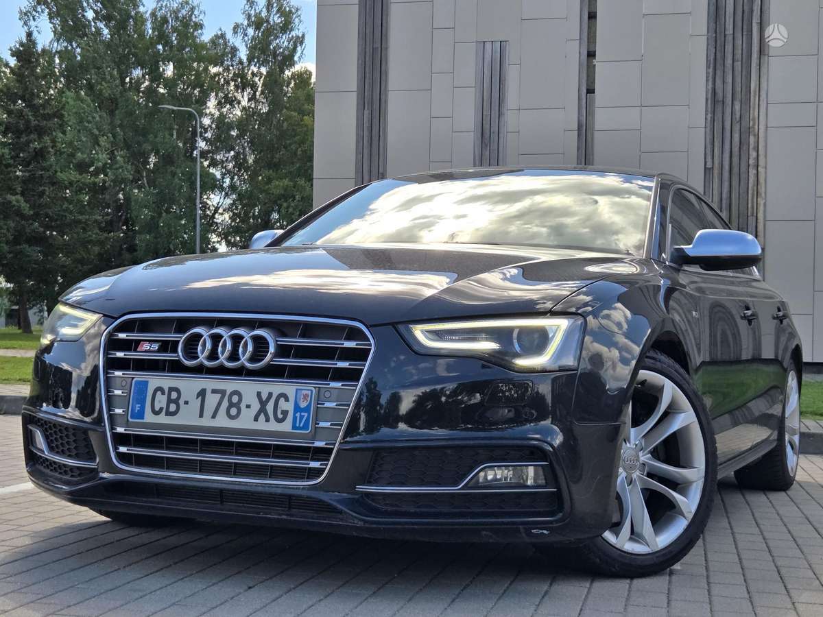 Audi S5, 3.0 l., Седан