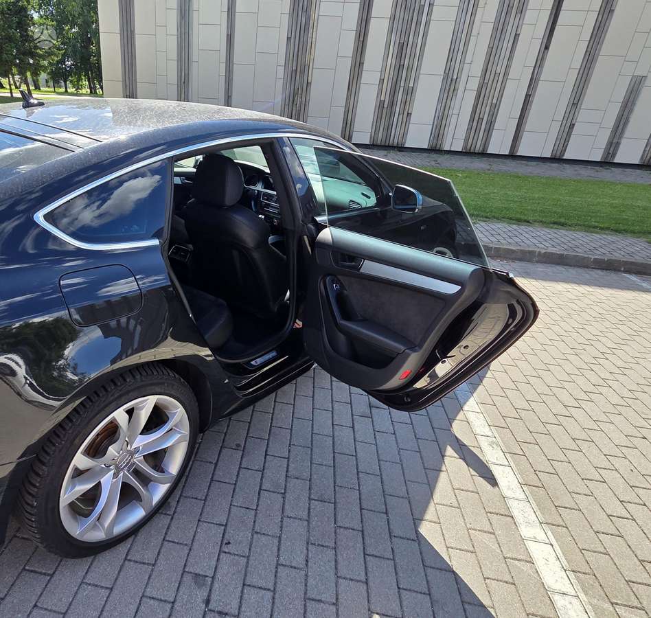 Audi S5, 3.0 l., Седан