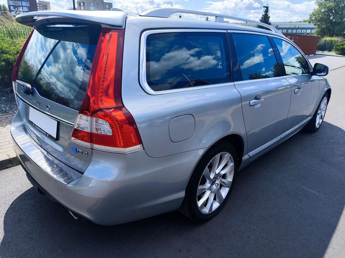 Volvo V70, 2.0 l., universalas