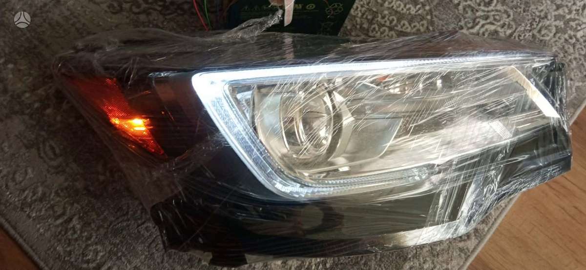 Subaru Ascent žibintai