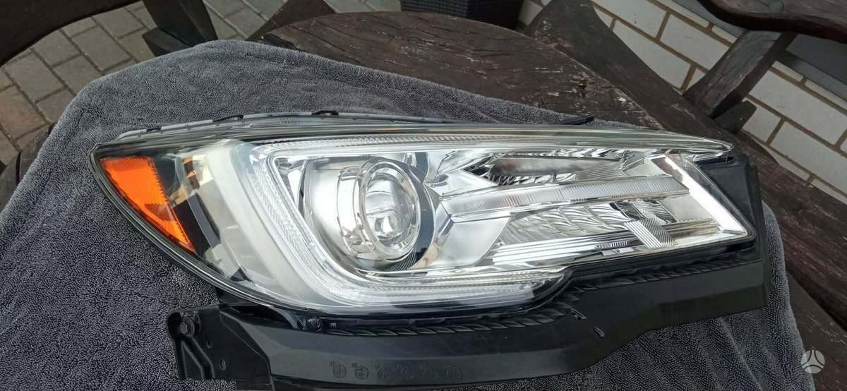 Subaru Ascent lights