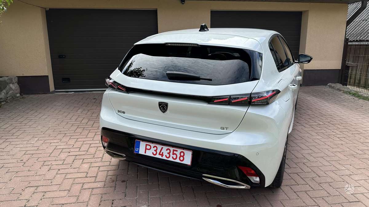 Peugeot 308, 1.2 l., hatchback