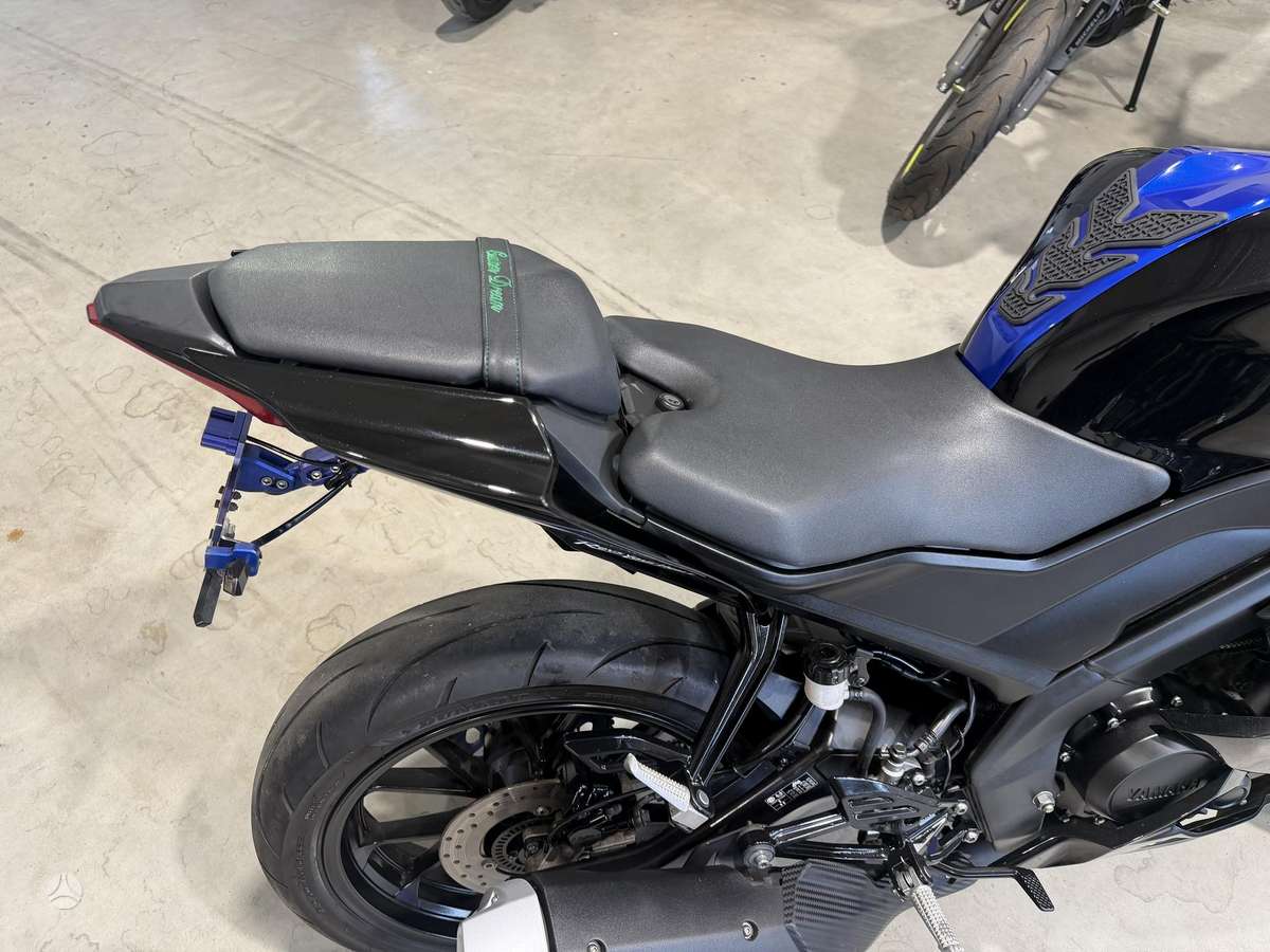 Yamaha YZF 125cc, superbikes