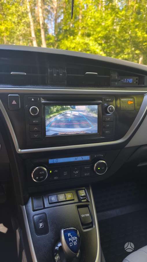 Toyota Auris - 11