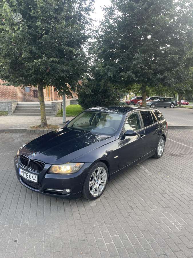 BMW 320, 2.0 l., universalas