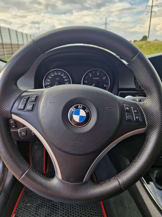 BMW 330, 3.0 l., wagon