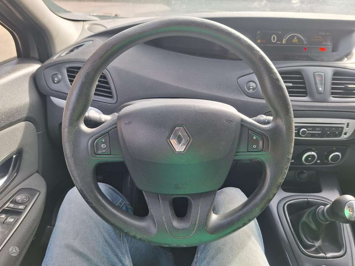 Renault Scenic, 1.5 l., Минивэн