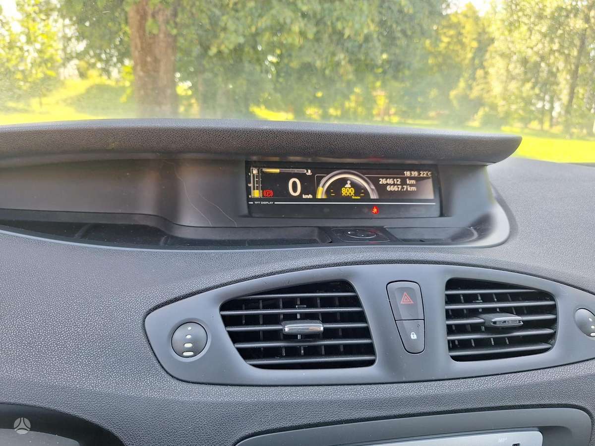 Renault Scenic, 1.5 l., Минивэн