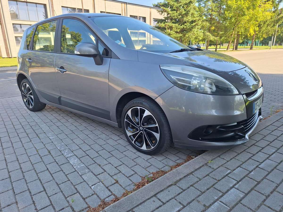 Renault Scenic, 1.5 l., Минивэн