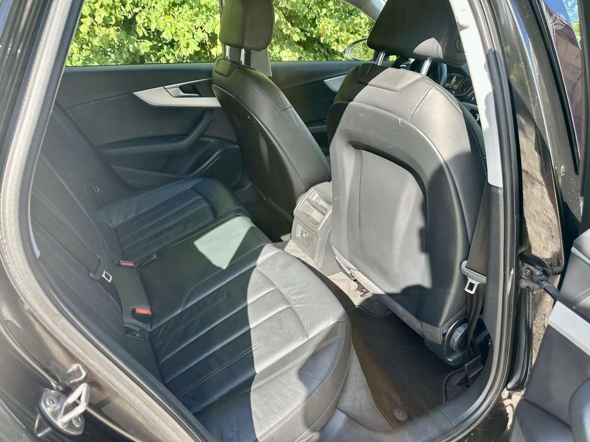 Audi A4, 2.0 l., Универсал