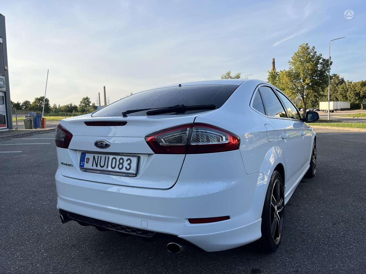Ford Mondeo, 2.2 l., Хэтчбек
