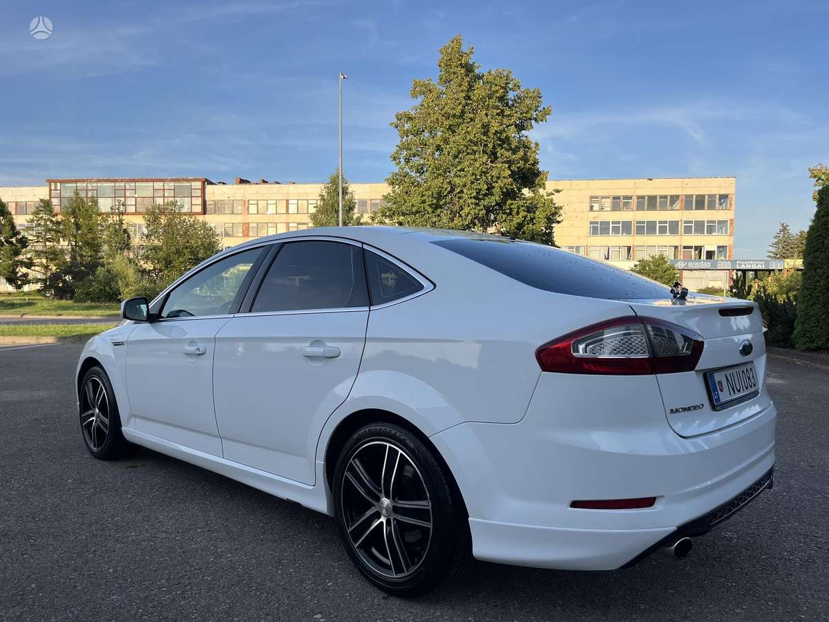 Ford Mondeo, 2.2 l., Хэтчбек