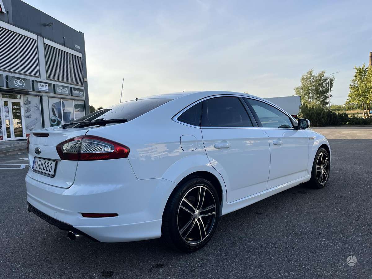 Ford Mondeo, 2.2 l., Хэтчбек
