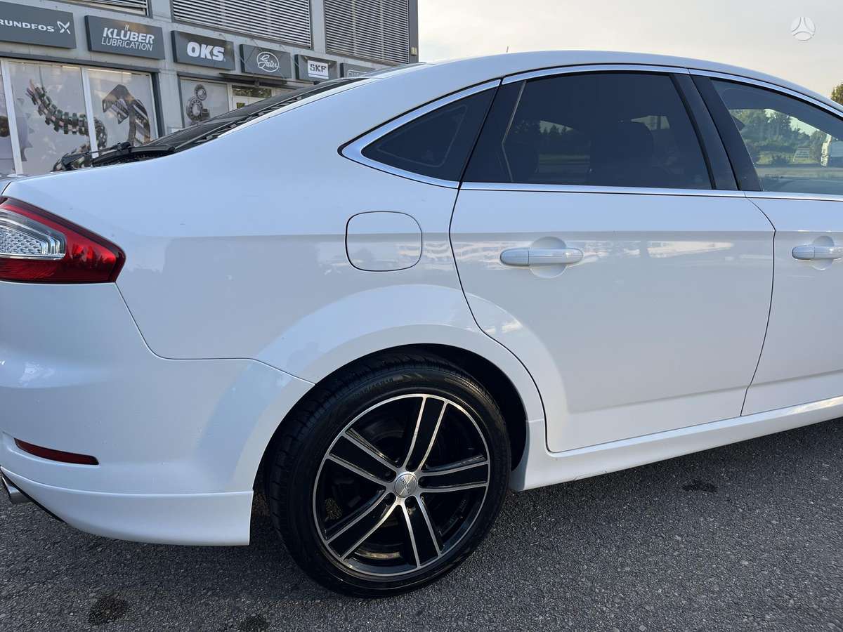 Ford Mondeo, 2.2 l., Хэтчбек