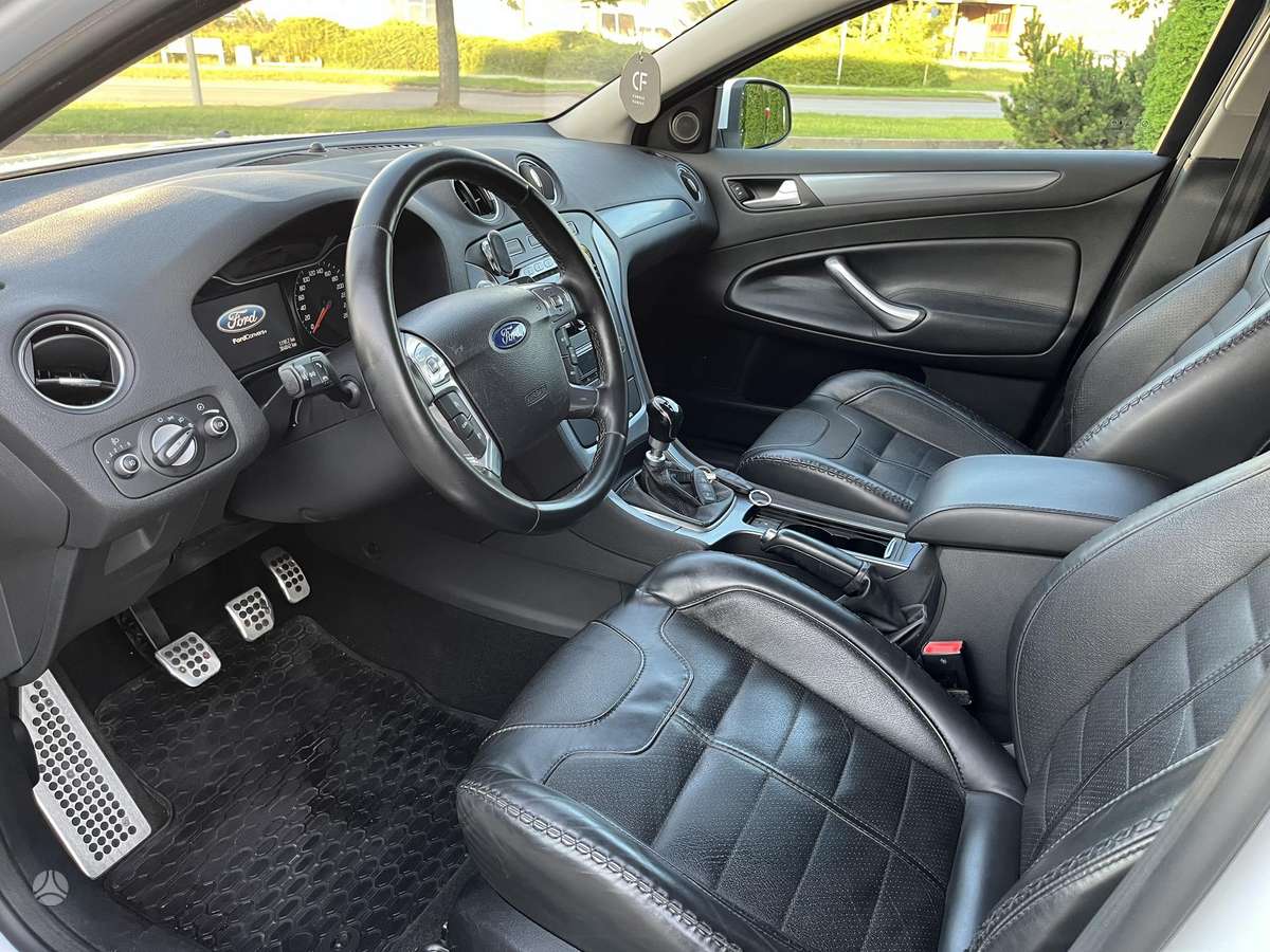 Ford Mondeo, 2.2 l., Хэтчбек
