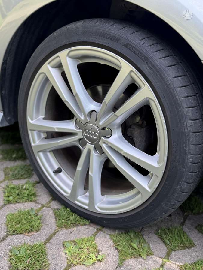 Audi A1, 1.4 l., hatchback