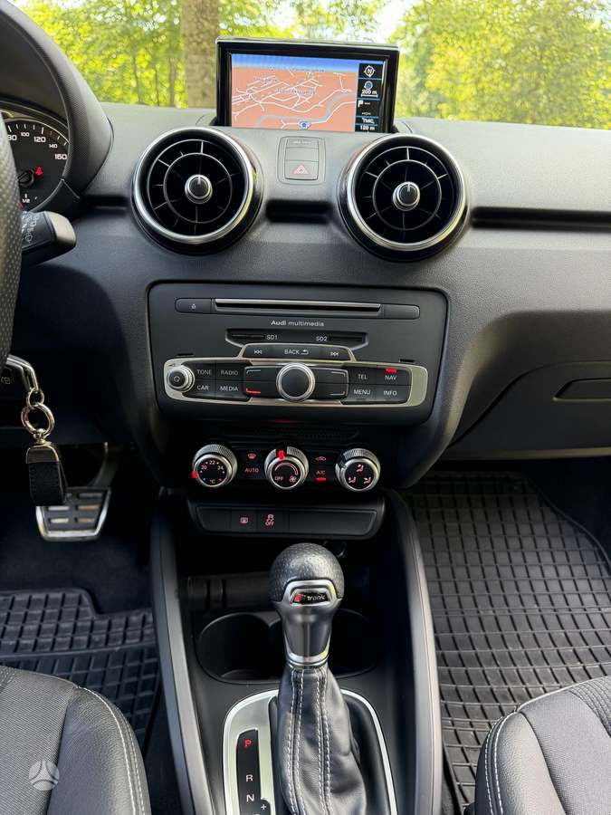 Audi A1, 1.4 l., hatchback
