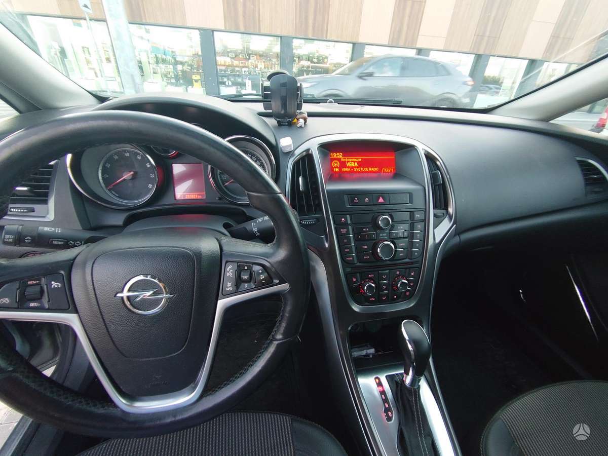 Opel Astra, 1.4 l., Универсал