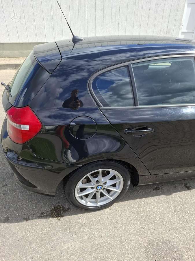 BMW 116, 1.6 l., hatchback
