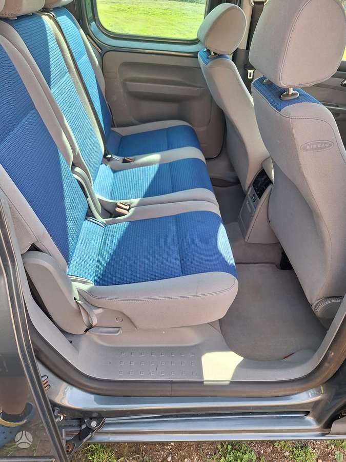 Volkswagen Caddy - 10