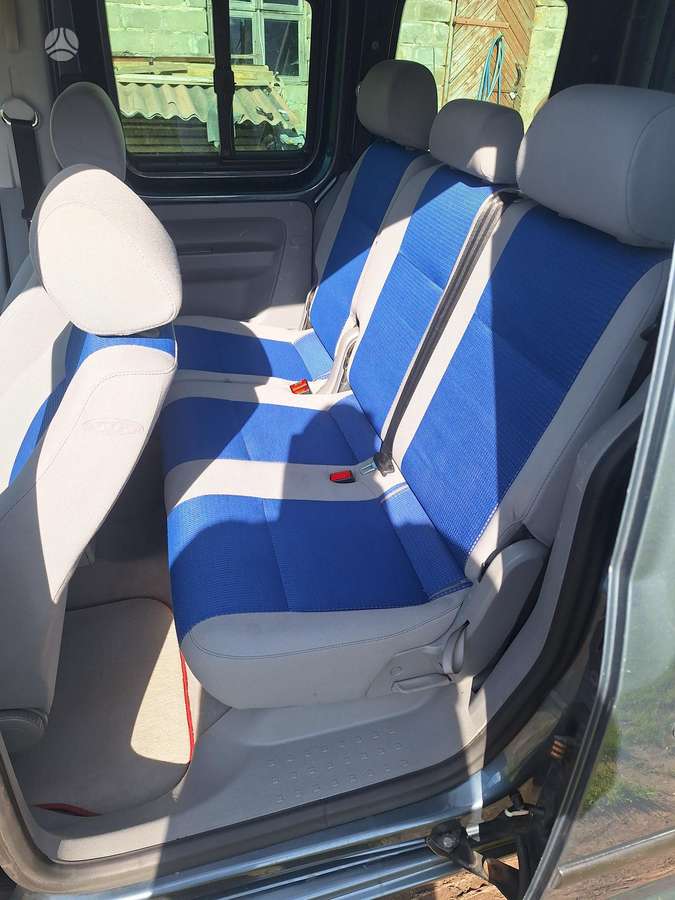 Volkswagen Caddy - 12