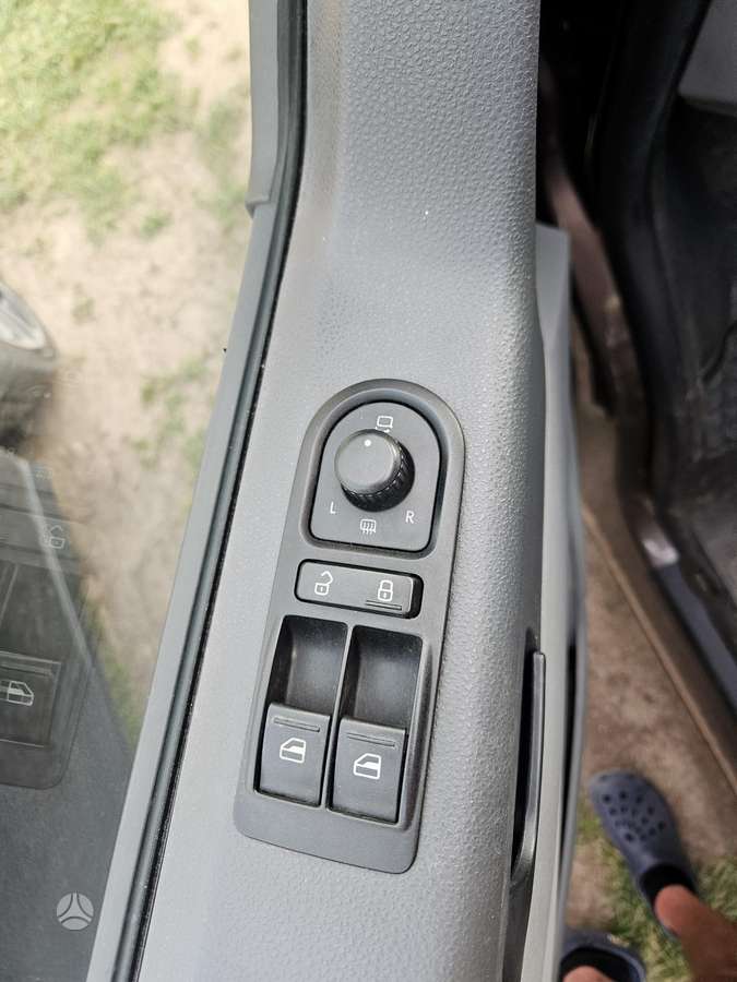Volkswagen Transporter - 7