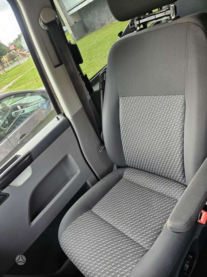 Volkswagen Transporter - 9