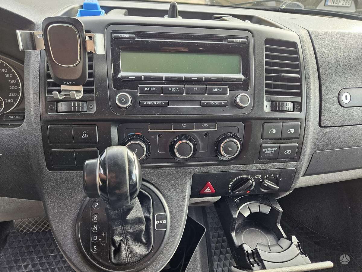 Volkswagen Transporter - 10